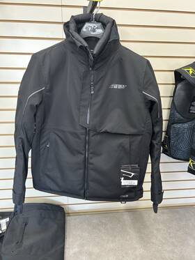 F03004100-140-001 509 2024 Mens Powerline Insulated Snowmobile Jacket Stealth Size Large
