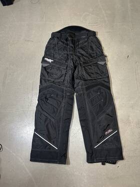 05940230 Castle X Fuel Men S Black Snowmobile Pants Size Small Very Good Condition