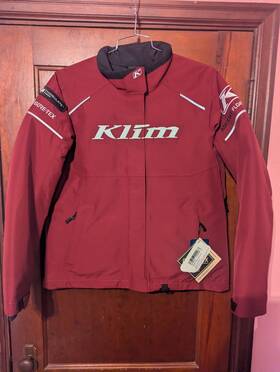 Klim 3403-s01-130-155 Ladies Flare Jacket Medium Cabernet With Gray Logos Dealer Rep Sample