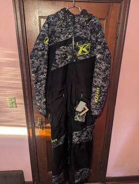 Klim 3936-s01-140-003 Ripsa Mono Suit Large Camo And Hiviz Dealer Rep Sample