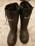 Baffin Titan Mens Black Boots Size 11 - New. Fixed Price $98.00.