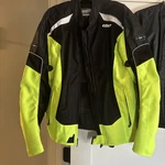 Castle Motorcycle Jacket Hi-vis Cold Weather Zipout Liner Ventilation Mens Large. Fixed Price $25.00.