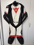Moto Suit Dainese Laguna Seca (2 Pcs) Us: 42 Eu: 52. Fixed Price $750.00.